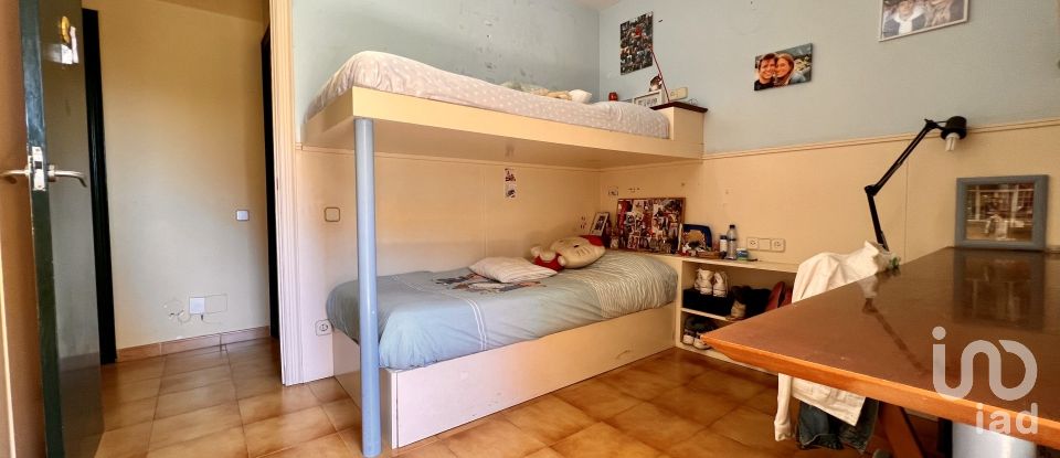 Vivienda 4 habitaciones de 180 m² en Sant Andreu de Llavaneres (08392)