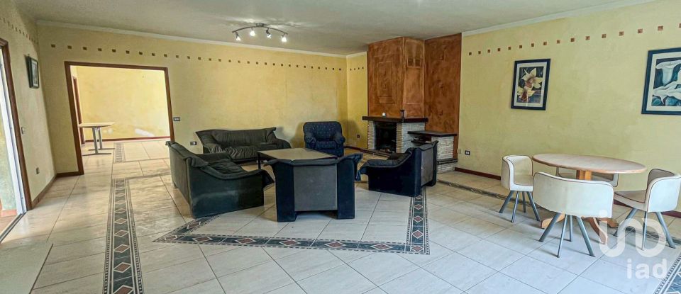 Casa 6 habitaciones de 548 m² en San Isidro de Abona (38611)