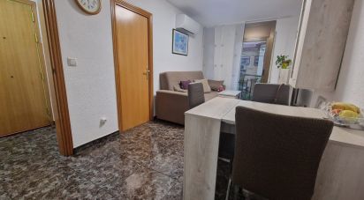 Pis 4 habitacions de 71 m² a Cornella de Llobregat (08940)