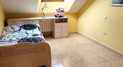 Appartement 2 chambres de 84 m² à Saldaña (34100)