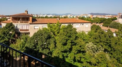 Appartement 3 chambres de 66 m² à Girona (17003)
