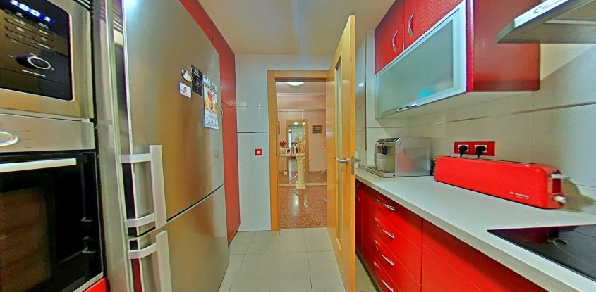 Pis 4 habitacions de 109 m² a Alicante/Alacant (03006)