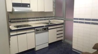 Appartement 4 chambres de 130 m² à Xirivella (46950)