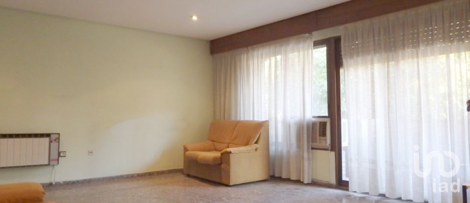 Pis 4 habitacions de 130 m² a Xirivella (46950)