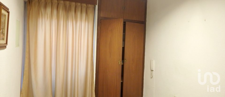 Appartement 4 chambres de 130 m² à Xirivella (46950)