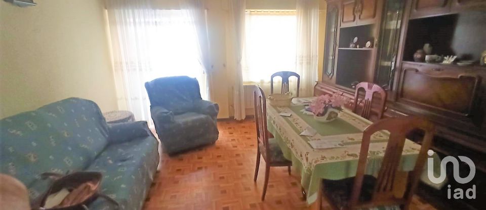 Triplex 4 habitacions de 243 m² a San Andrés del Rabanedo (24010)