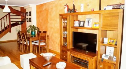 Apartment 4 bedrooms of 142 m² in Villaquilambre (24193)