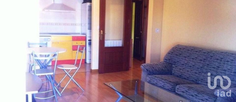 Apartment 1 bedroom of 54 m² in Valencia de Don Juan (24200)