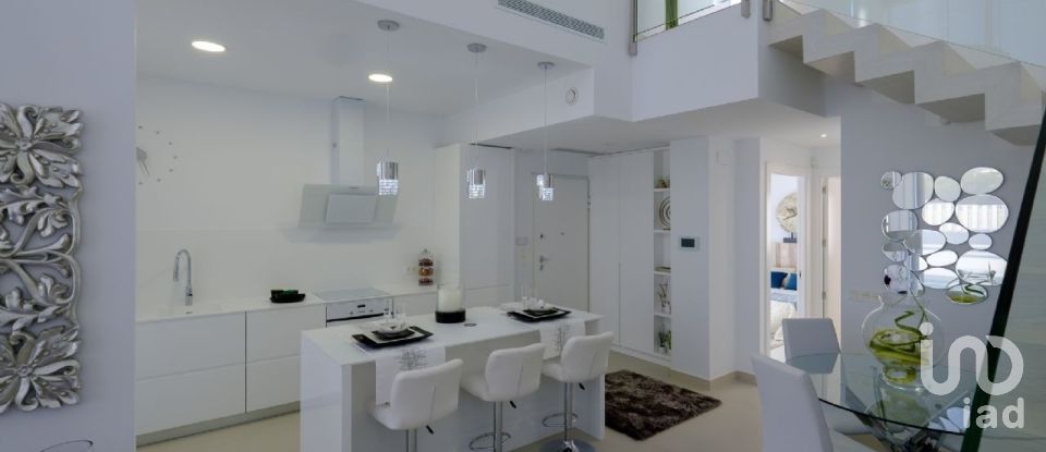 Casa 4 habitaciones de 147 m² en Torrevieja (03183)