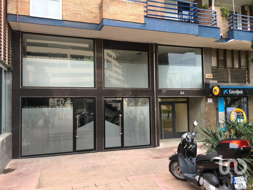 Boutique/Local commercial de 300 m² à Cornella de Llobregat (08940)