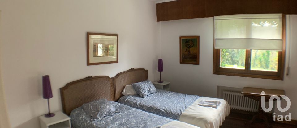 Maison 7 chambres de 570 m² à Urduliz (48610)