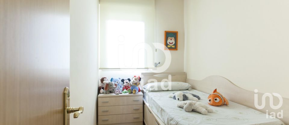 Pis 4 habitacions de 104 m² a Barcelona (08010)
