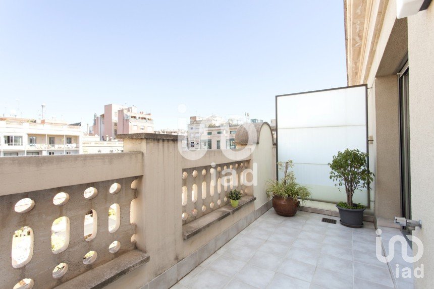 Pis 4 habitacions de 104 m² a Barcelona (08010)