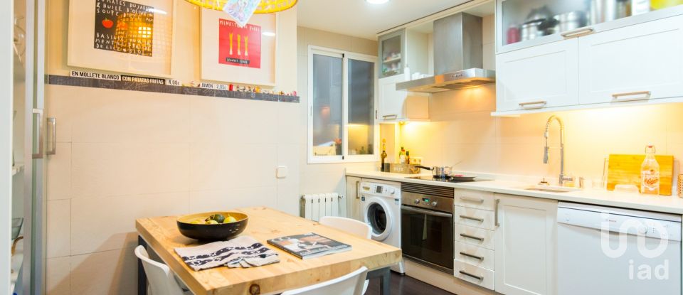 Pis 4 habitacions de 203 m² a Madrid (28035)