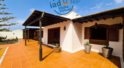 Casa 5 dormitoris de 350 m² a Playa Blanca (35580)