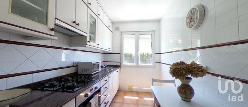 House 3 bedrooms of 514 m² in Arealonga (36613)
