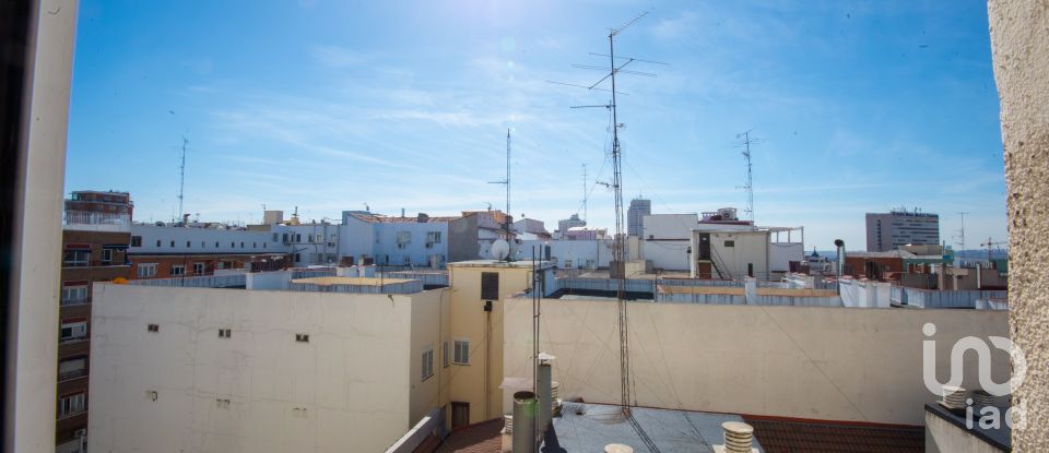 Piso 4 habitaciones de 132 m² en Madrid (28015)