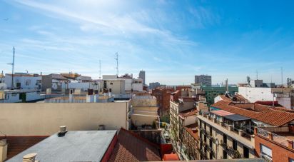 Apartamento 4 dormitorios de 132 m² en Madrid (28015)