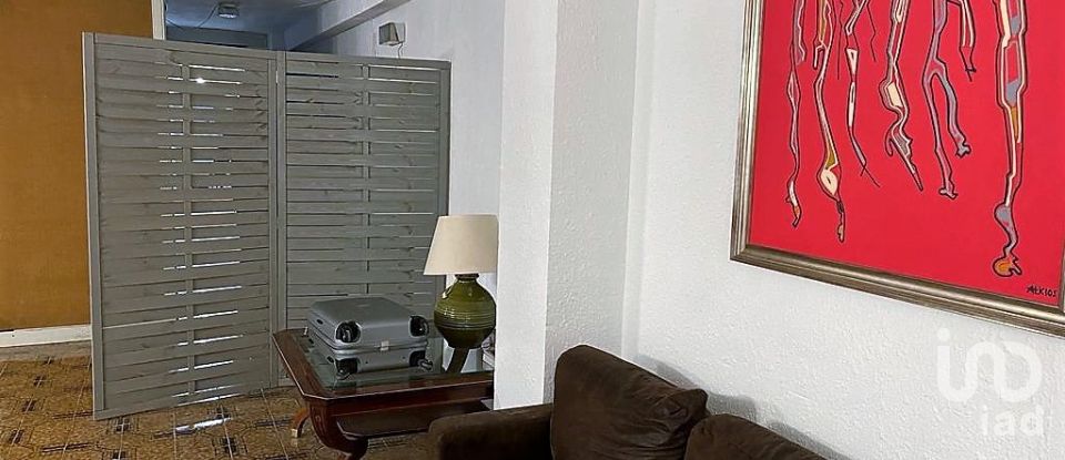 Apartment 8 bedrooms of 300 m² in León (24001)
