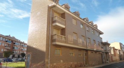Appartement 3 chambres de 80 m² à Villaobispo de Las Regueras (24195)