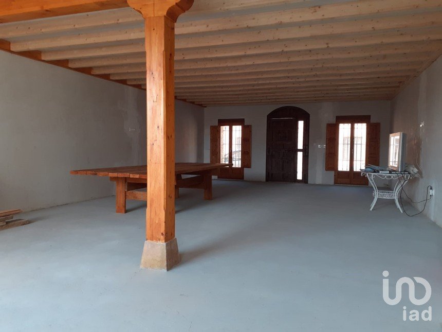 Maison 5 chambres de 272 m² à El Burgo Ranero (24343)