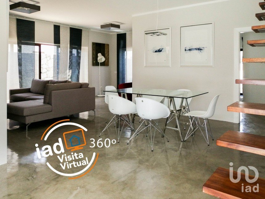 Casa 4 habitacions de 155 m² a Uga (35570)
