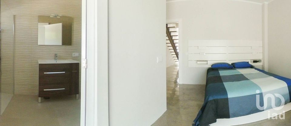 Casa 4 habitacions de 155 m² a Uga (35570)