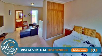 Casa 4 habitacions de 196 m² a Alicante/Alacant (03005)