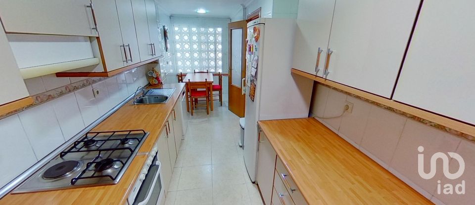 Casa 4 habitaciones de 196 m² en Alicante/Alacant (03005)