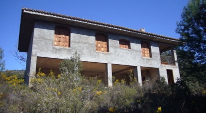 Casa 5 habitaciones de 364 m² en Sacedón (19120)