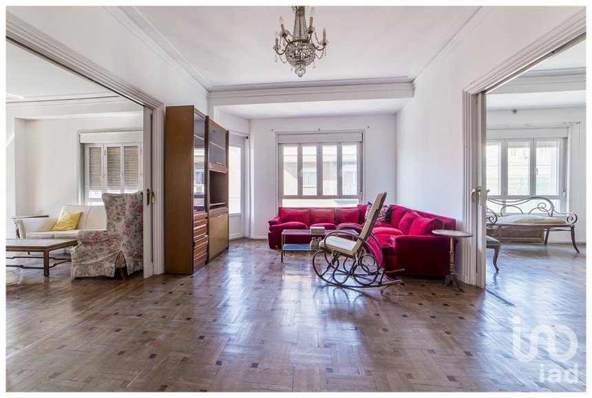 Piso 6 habitaciones de 360 m² en Madrid (28003)