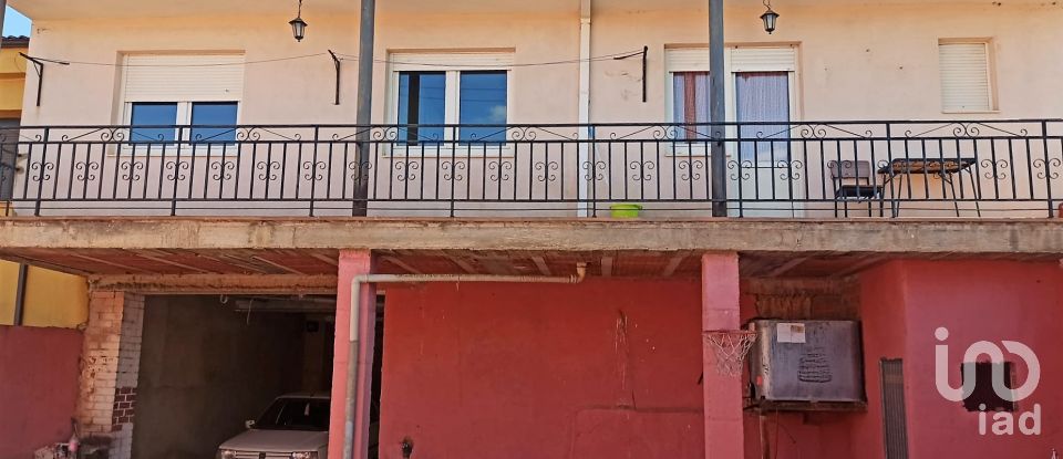 House 4 bedrooms of 260 m² in Villaornate (24222)