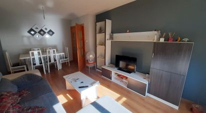 Piso 3 habitaciones de 82 m² en La Bañeza (24750)