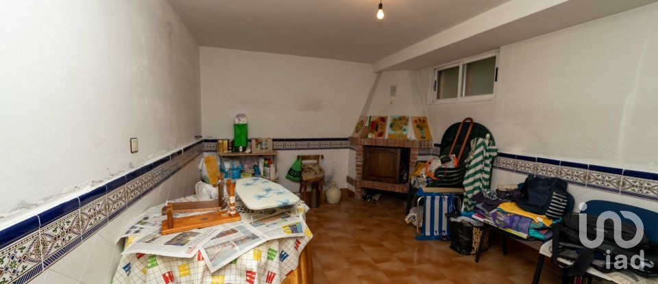 House 5 bedrooms of 257 m² in Trobajo del Camino (24010)