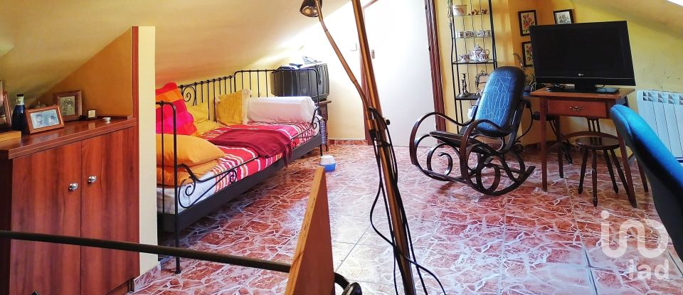 Apartment 3 bedrooms of 87 m² in Pola de Lena (33630)