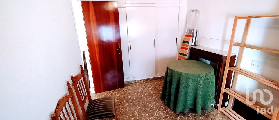 Appartement 4 chambres de 120 m² à Elda (03600)