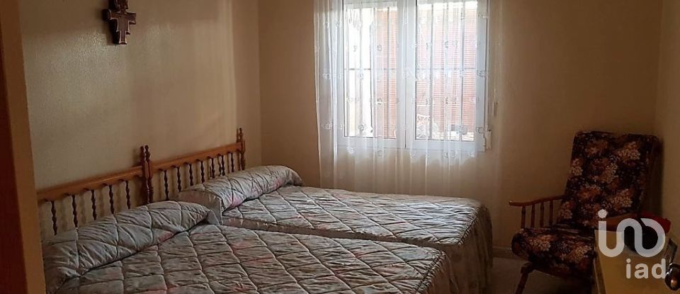 Casa 4 habitacions de 115 m² a Torrevieja (03180)