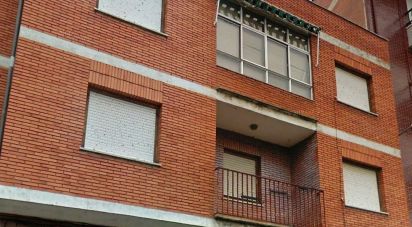 Casa 5 habitacions de 250 m² a La Bañeza (24750)