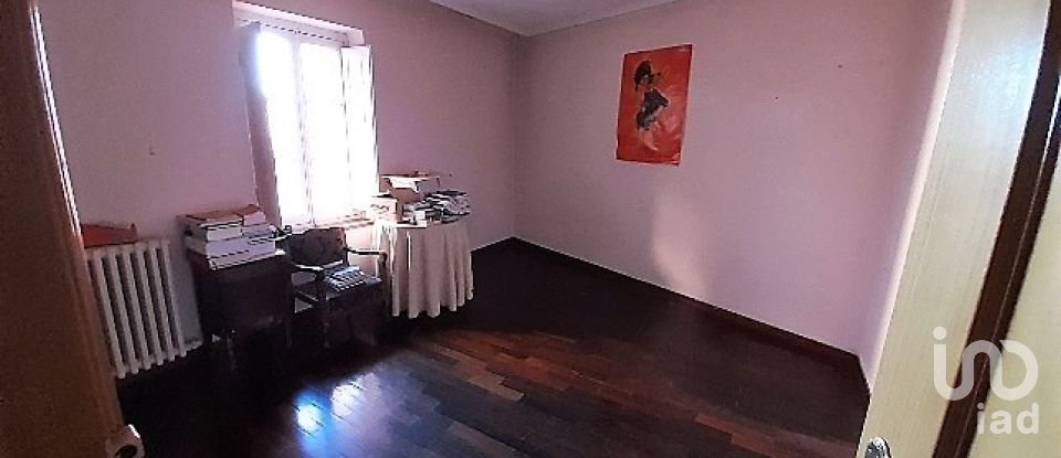 Maison 5 chambres de 250 m² à La Bañeza (24750)
