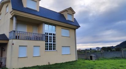 House 7 bedrooms of 350 m² in Nois (27893)