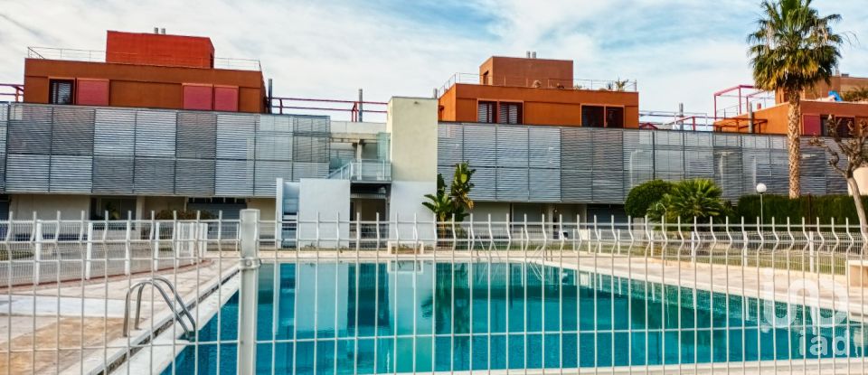 Pis 3 habitacions de 260 m² a Alicante/Alacant (03540)