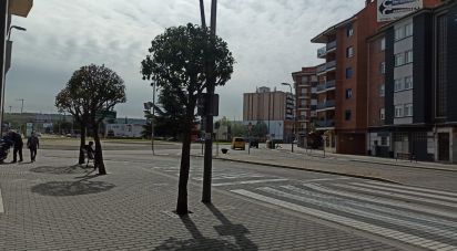 Piso 3 habitaciones de 85 m² en León (24005)