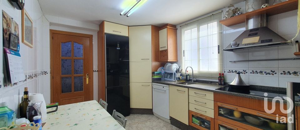 Piso 3 habitaciones de 100 m² en Castellón de la Plana/Castelló de la Plana (12003)