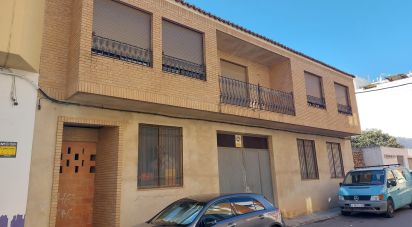 Casa 4 habitacions de 181 m² a La Vall d'Uixó (12600)