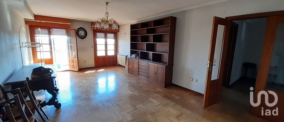 Pis 3 habitacions de 116 m² a Astorga (24700)