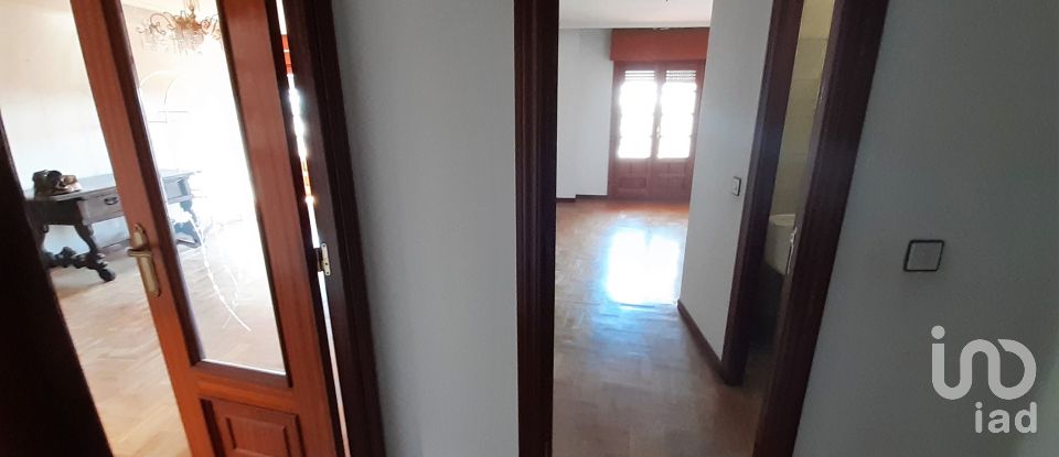 Appartement 3 chambres de 116 m² à Astorga (24700)