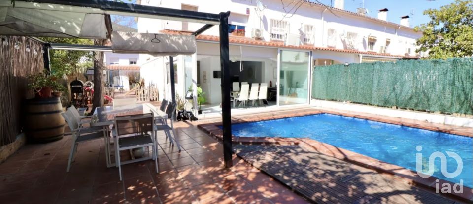 House 3 bedrooms of 220 m² in Castelldefels (08860)