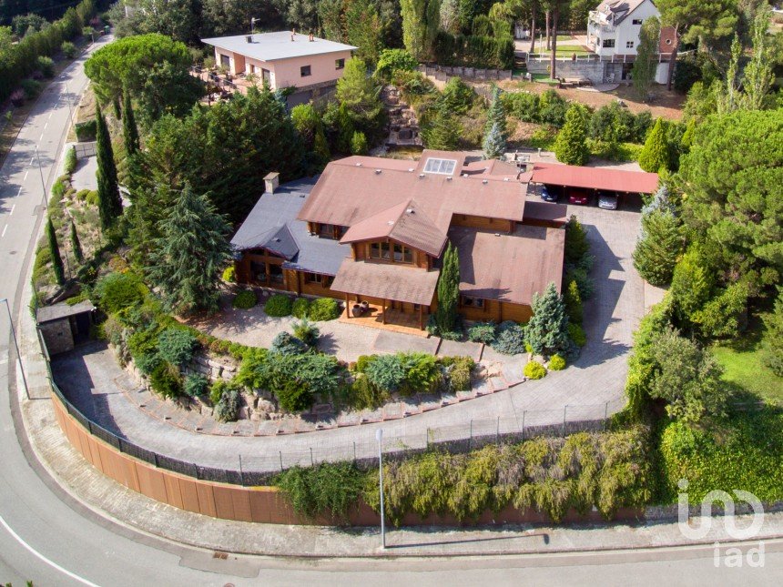 Casa 6 habitacions de 488 m² a Vallromanes (08188)