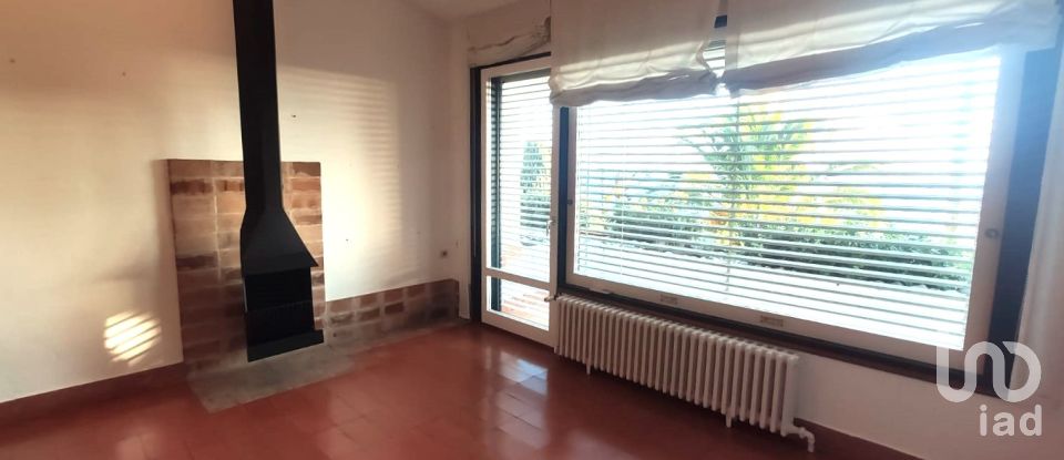Maison 5 chambres de 345 m² à Sant Pol de Mar (08395)