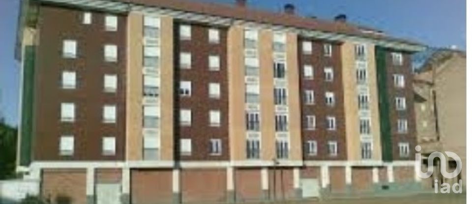 Pis 2 habitacions de 81 m² a Villamuriel de Cerrato (34190)